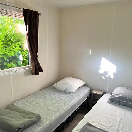 Camping La Faloise - Mobil-home 2 *