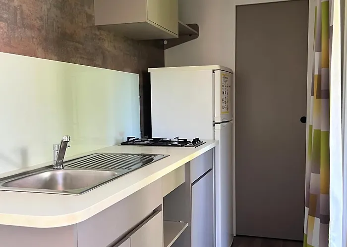 La Faloise - Mobil-home 2 * Angicourt