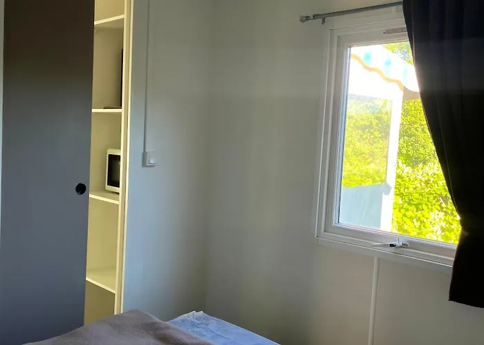 La Faloise - Mobil-home 2 *